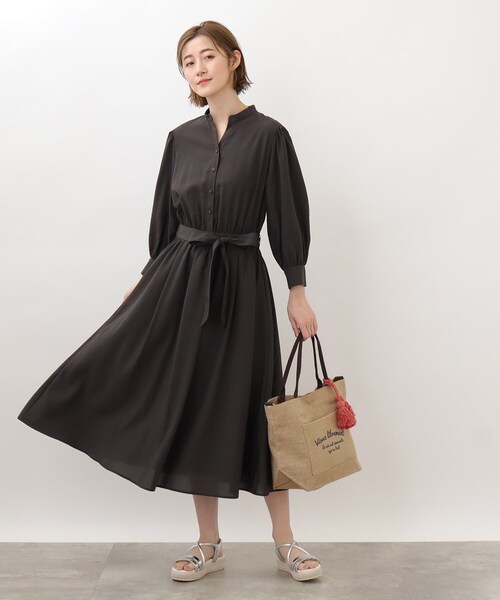 grove（グローブ）の「◆キレイ目＆リラクシーが叶うフィット＆フレアワンピース（ワンピース・レディース・ライトグリーン/ブラウン系その他/ライトベージュ・02/03/01/05/04）」の14枚目の写真