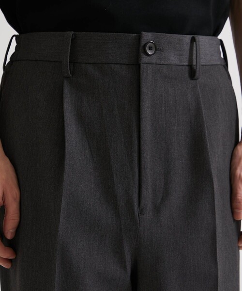 UNITED TOKYO（ユナイテッドトウキョウ）の「アウトラスト ワンタックスラックス（その他パンツ・メンズ・ブラック/ダークグレー/ライトベージュ・1/2/3）」の8枚目の写真