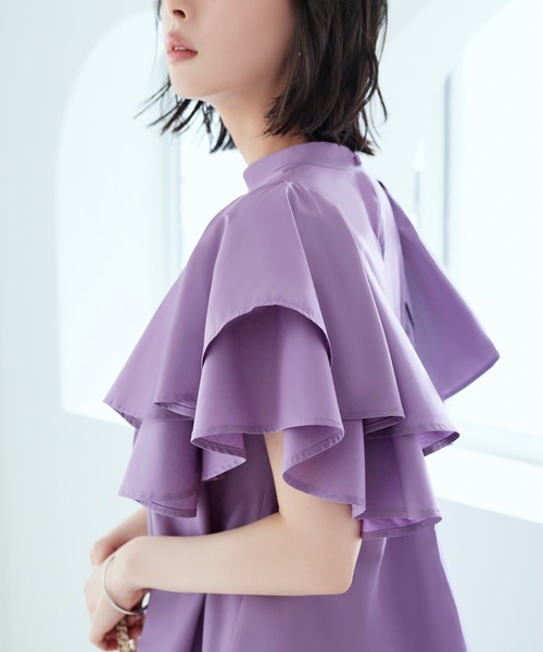RUIRUE BOUTIQUE(ルイルエブティック)の「レイヤードケープ・キーネックブラウス | 半袖 キーネック トップス 体型カバー オフィスカジュアル ボリュームスリーブ レイヤード ケープ 通勤服 華やか ブラウス(シャツ/ブラウス・レディース・パープル/ネイビー/グレイッシュベージュ・LL/S/3L/M/L)」の8枚目の写真