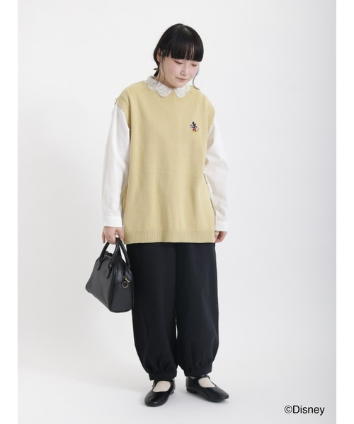 Samansa Mos2（サマンサ モスモス）の「【Disney】ミッキー/刺繍入ニットベスト（ベスト・レディース・ブラック/イエロー/キナリ・ﾌﾘ-）」の4枚目の写真