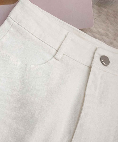 SPIGA（スピーガ）の「裾ﾌﾘﾙﾐﾆｽｶｰﾄ（スカート・レディース・ホワイト/ブラック・MEDIUM/SMALL）」の13枚目の写真