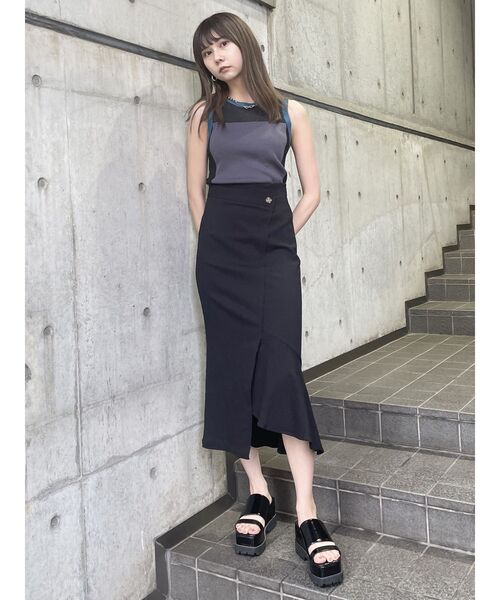 MURUA（ムルーア）の「アシンメトリーマーメイドスカート（スカート・レディース・アイボリー/ブラック/カーキ・1/2）」の13枚目の写真