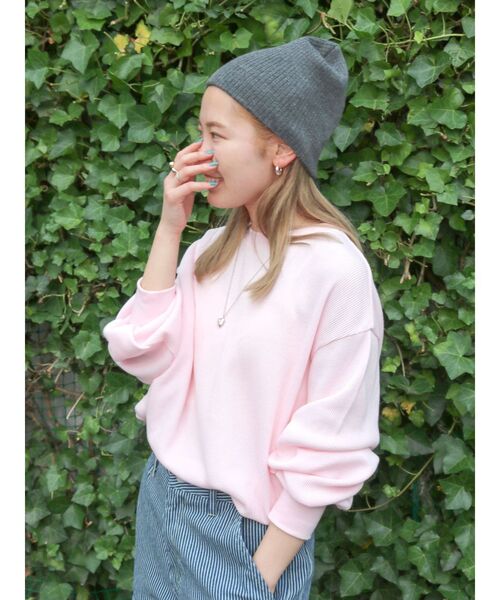 Ungrid(アングリッド)の「【WEB限定】スリーブボリュームワッフルロングスリーブTee(Tシャツ/カットソー・レディース・チャコールグレー/ネイビー/レッド/ピンク/グリーン/アイボリー・FREE)」の6枚目の写真