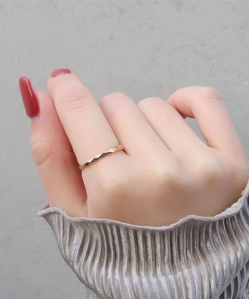 blackdia ocean（ブラックダイヤオーシャン）の「blackdia ocean バリエーションリング（リング・レディース・ゴールド系その他4/ゴールド系その他/ゴールド系その他2/シルバー/ピンク系その他2/ピンク系その他4/ゴールド系その他3/シルバー系その他/ピンク系その他3/シルバー系その他2/ピンク系その他/シルバー系その他4/ゴールド/シルバー系その他3/ピンク・9号/11号/16号/14号）」の3枚目の写真