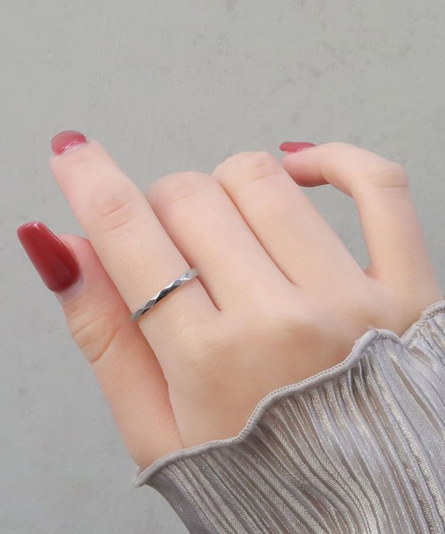 blackdia ocean（ブラックダイヤオーシャン）の「blackdia ocean バリエーションリング（リング・レディース・ゴールド系その他4/ゴールド系その他/ゴールド系その他2/シルバー/ピンク系その他2/ピンク系その他4/ゴールド系その他3/シルバー系その他/ピンク系その他3/シルバー系その他2/ピンク系その他/シルバー系その他4/ゴールド/シルバー系その他3/ピンク・9号/11号/16号/14号）」の7枚目の写真