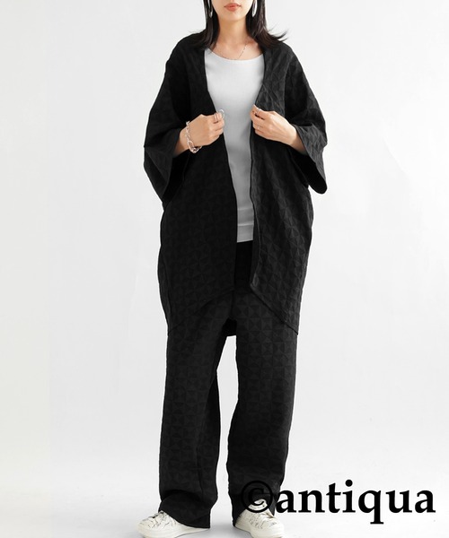 antiqua(アンティカ)の「幾何学模様柄ドルマンジャケット(ノーカラージャケット・レディース・ブラック・FREE)」の9枚目の写真