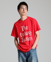 THE DELUXE TIME TEE