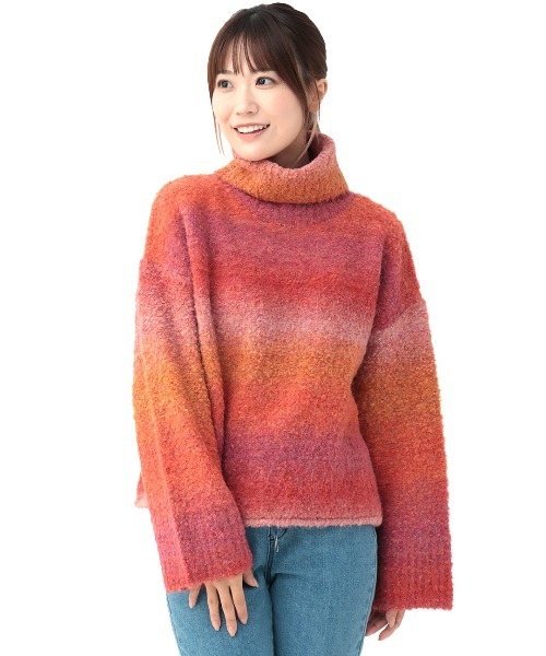 チチカカ(チチカカ)の「グラデーションニットプルオーバー(ニット/セーター・レディース・グリーン/オレンジ/パープル・FREE)」の8枚目の写真