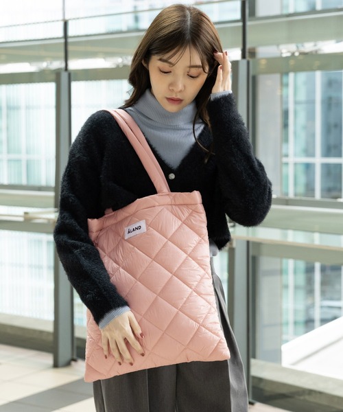 ALAND(エーランド)の「【UNISEX】ALAND/キルティングトート 2974238(トートバッグ・レディース・ホワイト/ブラック/ブルー/オレンジ/ライトグレー/ライトブルー/ピンクベージュ・ONE SIZE)」の22枚目の写真