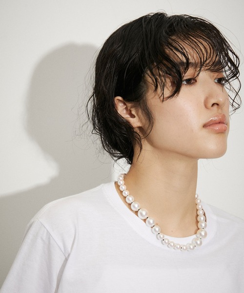 ADAM ET ROPE'（アダムエロペ）の「【NUMBERING】PEARL NECKLACE（ネックレス・レディース・ピンク/ブラック・FREE）」の6枚目の写真