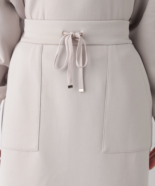 GLOBAL WORK（グローバルワーク）の「ライトクッションアイラインスカート/964128（スカート・レディース・ブラック/グレイッシュベージュ・MEDIUM/LARGE）」の22枚目の写真