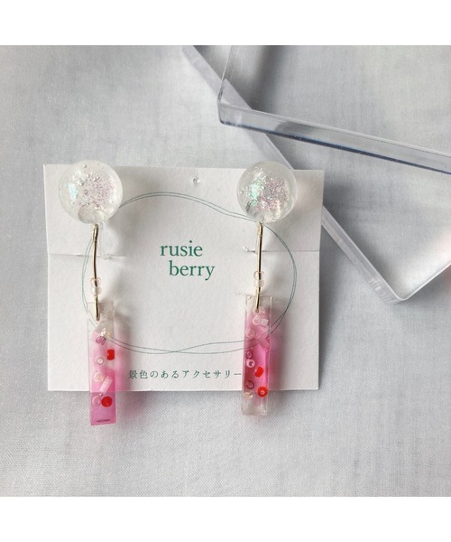 tone(トーン)の「【rusieberry】【rusieberry】ストロベリークリームソーダ しゅわしゅわピアス(MA)(ピアス(両耳用)・レディース・ピンク・FREE)」の4枚目の写真