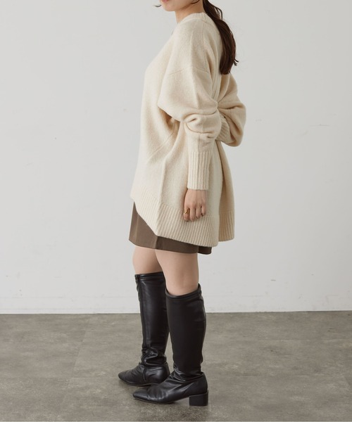 Thevon(ゼボン)の「ヤクライクBIGシルエットクルーニット(ニット/セーター・レディース・キャメル/アイボリー/サックスブルー/チャコールグレー/ライム・FREE)」の19枚目の写真