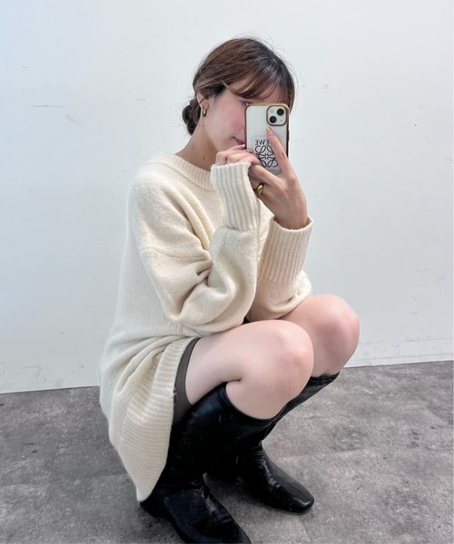 Thevon(ゼボン)の「ヤクライクBIGシルエットクルーニット(ニット/セーター・レディース・キャメル/アイボリー/サックスブルー/チャコールグレー/ライム・FREE)」の20枚目の写真