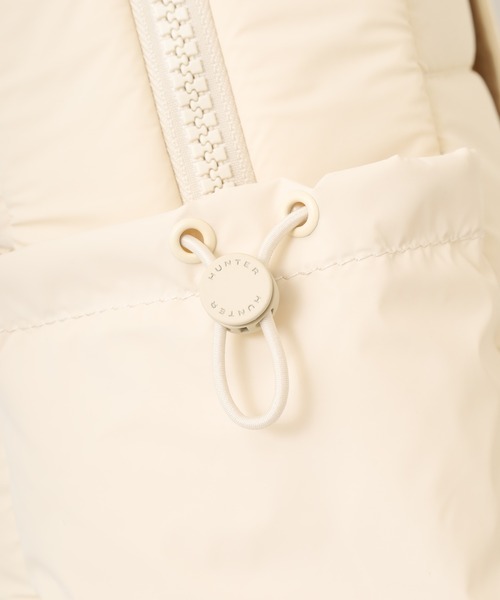 HUNTER(ハンター)の「HUNTER イントレピッド パファー ラージ バックパック(バックパック/リュック・メンズ・ブラック/ホワイト・FREE)」の7枚目の写真