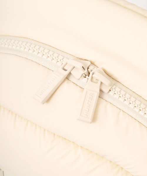 HUNTER(ハンター)の「HUNTER イントレピッド パファー ラージ バックパック(バックパック/リュック・メンズ・ブラック/ホワイト・FREE)」の13枚目の写真