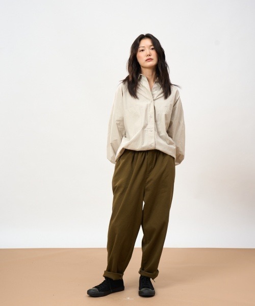 ROCOCO(ロココ)の「ボーイフレンドシャツ(シャツ/ブラウス・レディース・キャメル/クリーム/カーキ・M~L)」の16枚目の写真