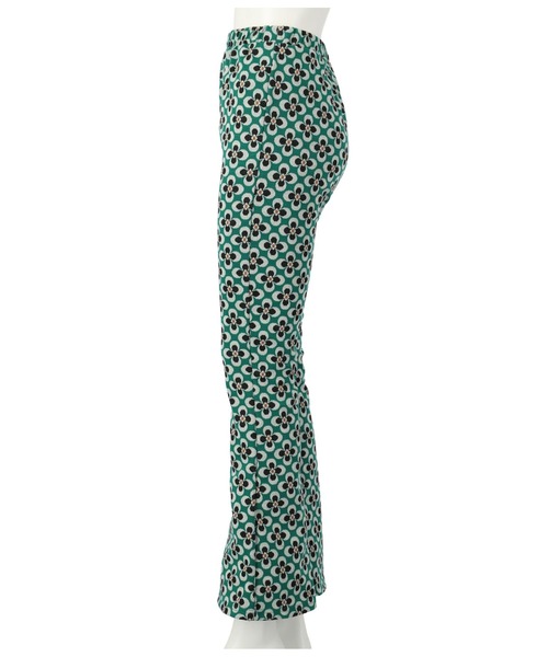 anap mimpi(アナップミンピ)の「レトロフラワーニットソーフレアパンツ(その他パンツ・レディース・ベージュ/グリーン・FREE)」の18枚目の写真