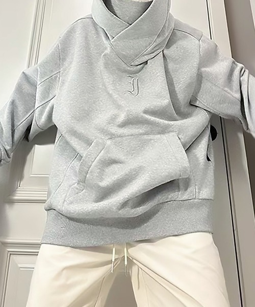 BLANC FICELLE（ブランフィセル）の「クロスデザイン　フード　パーカー.（パーカー・メンズ・グレー/ブラック・M/XL/XX-LARGE/L）」の2枚目の写真