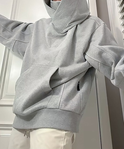 BLANC FICELLE（ブランフィセル）の「クロスデザイン　フード　パーカー.（パーカー・メンズ・グレー/ブラック・M/XL/XX-LARGE/L）」の7枚目の写真