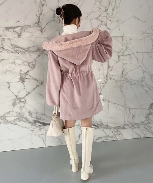 one after another NICE CLAUP(ワンアフターアナザーナイスクラップ)の「【WEB限定】ファー取り外し/女の子コート(ポンチョ・レディース・アイボリー/ブラック/チャコールグレー/ライトグレー・FREE)」の21枚目の写真