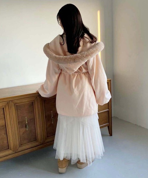 one after another NICE CLAUP(ワンアフターアナザーナイスクラップ)の「【WEB限定】ファー取り外し/女の子コート(ポンチョ・レディース・アイボリー/ブラック/チャコールグレー/ライトグレー・FREE)」の11枚目の写真