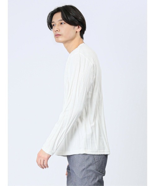 m.f.editorial(エムエフエディトリアル)の「リンクスジャガードストライプ フェイクVネック長袖Tシャツ(Tシャツ/カットソー・メンズ・ブラック/ホワイト・LARGE/MEDIUM/X-LARGE)」の5枚目の写真