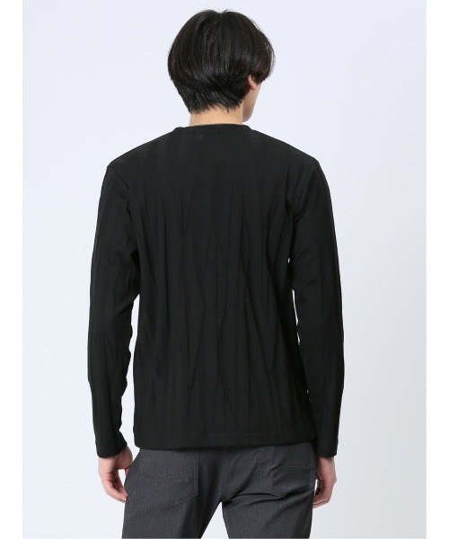 m.f.editorial(エムエフエディトリアル)の「リンクスジャガードストライプ フェイクVネック長袖Tシャツ(Tシャツ/カットソー・メンズ・ブラック/ホワイト・LARGE/MEDIUM/X-LARGE)」の21枚目の写真
