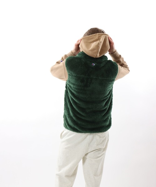 Champion（チャンピオン）の「【Champion/チャンピオン】メンズ ベーシック ジップベスト（ベスト・メンズ・ダークグリーン・X-LARGE/MEDIUM/LARGE）」の3枚目の写真