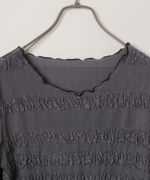 JEANASIS（ジーナシス）の「シャーリングメローLSプルオーバー/102733（Tシャツ/カットソー・レディース・ホワイト/チャコールグレー・FREE）」の4枚目の写真