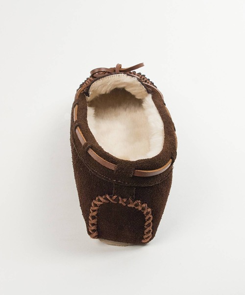 Minnetonka（ミネトンカ）の「MINNETONKA/ミネトンカ モカシン CALLY（モカシン/デッキシューズ・レディース・ライトブラウン/チョコ/ネイビー/ベージュ・6/7/8/5）」の7枚目の写真