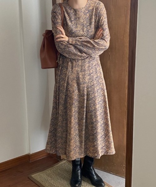 sorule（ソルレ）の「クルーネックサイドリボン花柄ワンピース（ワンピース・レディース・ブルー/ブラウン・FREE）」の10枚目の写真