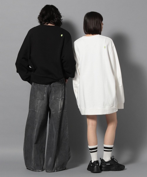 Anui（アニュイ）の「【UNISEX/2サイズ展開】アートステッチロゴスウェット（スウェット・レディース・ブルー/オフホワイト/ブラック・MEDIUM/LARGE）」の6枚目の写真