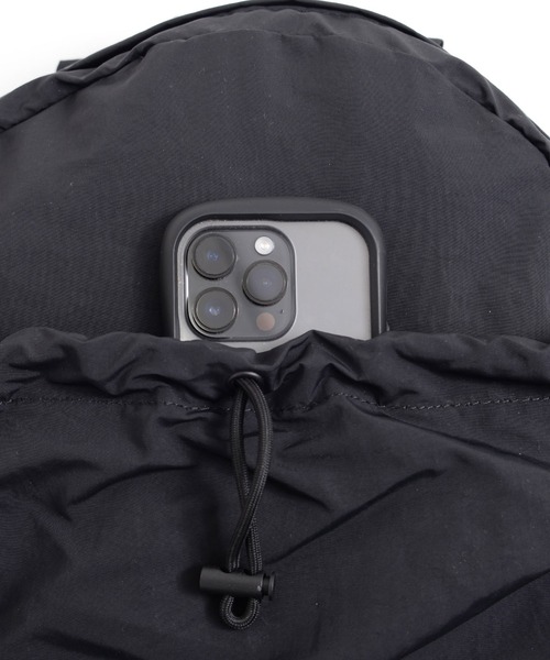 Arnold Palmer(アーノルドパーマー)の「ドローコード シェア リュック(バックパック/リュック・レディース・ブラック/カーキ・F)」の7枚目の写真