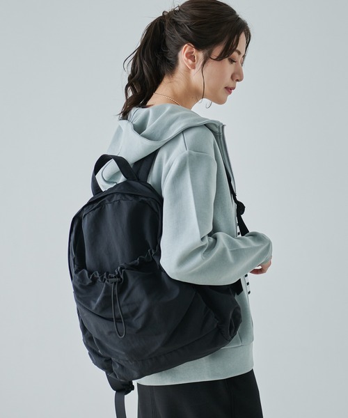 Arnold Palmer(アーノルドパーマー)の「ドローコード シェア リュック(バックパック/リュック・レディース・ブラック/カーキ・F)」の14枚目の写真