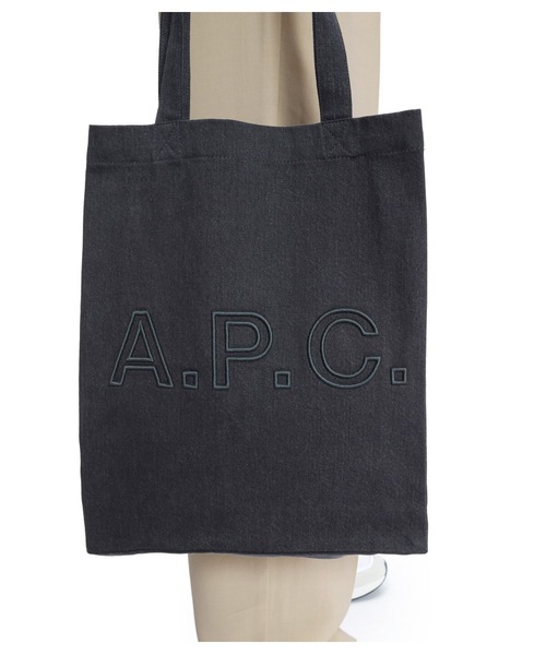 A.P.C.（アーペーセー）の「TOTE LOU 24P JPS（トートバッグ