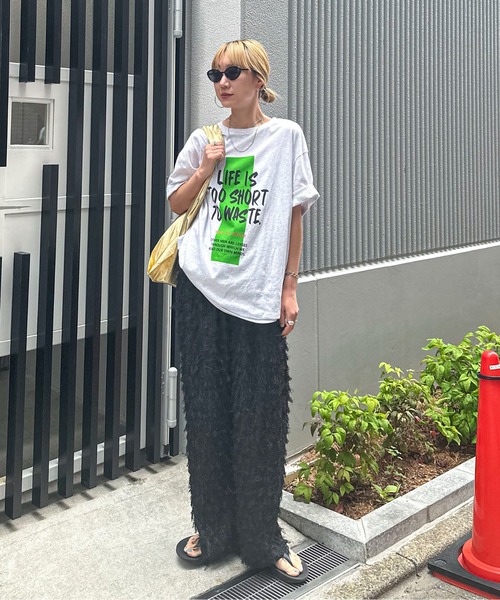 feepur(フェピュール)の「フリンジストレートイージーパンツ(その他パンツ・レディース・ブラック/アイボリー・MEDIUM/SMALL)」の13枚目の写真