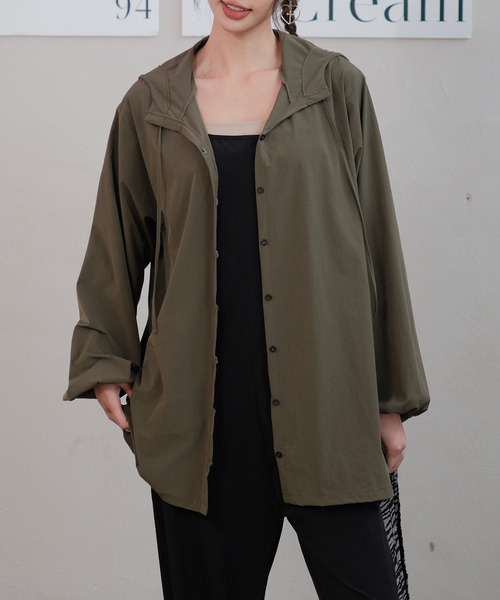 TeddyShop(テディショップ)の「【UVカット率 99%/UPF50+/接触冷感/軽量】レディース水着 長袖フード付きシャツパーカー風ラッシュガードパーカー 水陸両用(パーカー・レディース・ブラウン/カーキ/ネイビー/ベージュ/ブラック/グレー・L/M)」の21枚目の写真