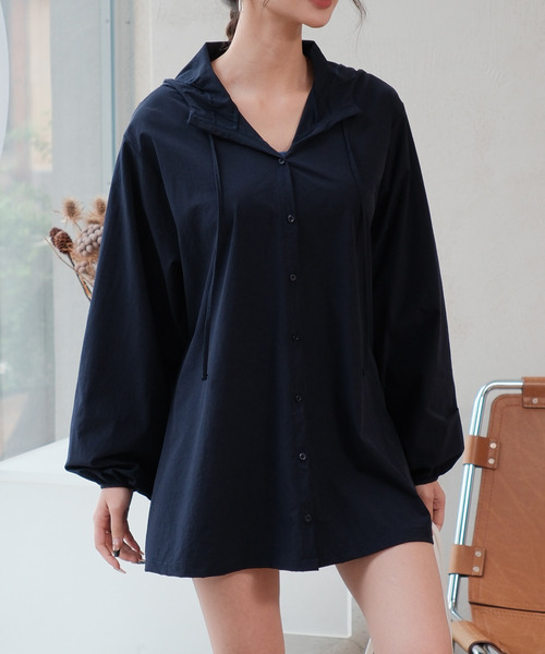 TeddyShop(テディショップ)の「【UVカット率 99%/UPF50+/接触冷感/軽量】レディース水着 長袖フード付きシャツパーカー風ラッシュガードパーカー 水陸両用(パーカー・レディース・ブラウン/カーキ/ネイビー/ベージュ/ブラック/グレー・L/M)」の13枚目の写真