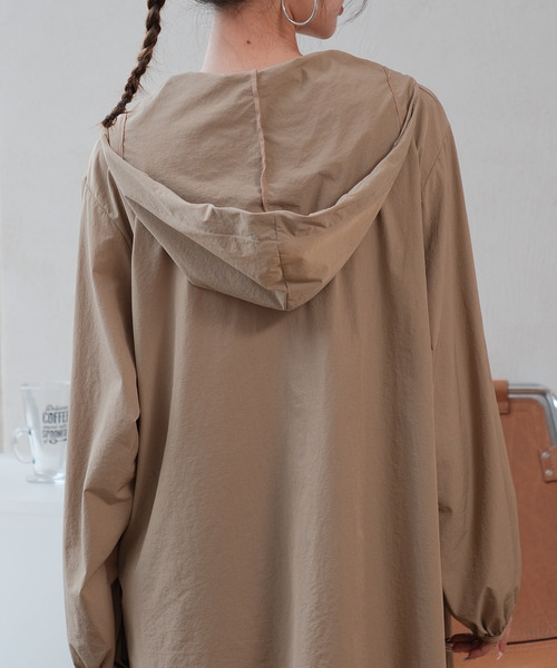 TeddyShop(テディショップ)の「【UVカット率 99%/UPF50+/接触冷感/軽量】レディース水着 長袖フード付きシャツパーカー風ラッシュガードパーカー 水陸両用(パーカー・レディース・ブラウン/カーキ/ネイビー/ベージュ/ブラック/グレー・L/M)」の10枚目の写真