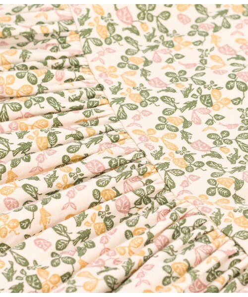 PETIT BATEAU（プチバトー）の「チュビックフラワープリントワンピース（ワンピース・キッズ・ホワイト系その他・3YEAR/4YEAR/5YEAR）」の3枚目の写真