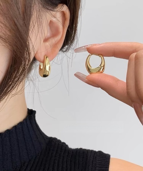 【MEJURI】エレガント☆Dome Huggies〇フープピアス〇両耳 Gold Vermeil Dôme Huggie Earrings - Jewelry | Mejuri