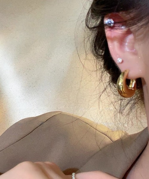 E&C closet…(イーアンドシークローゼット)の「ボリュームフープピアス(ピアス(両耳用)・レディース・ゴールド/シルバー・FREE)」の17枚目の写真