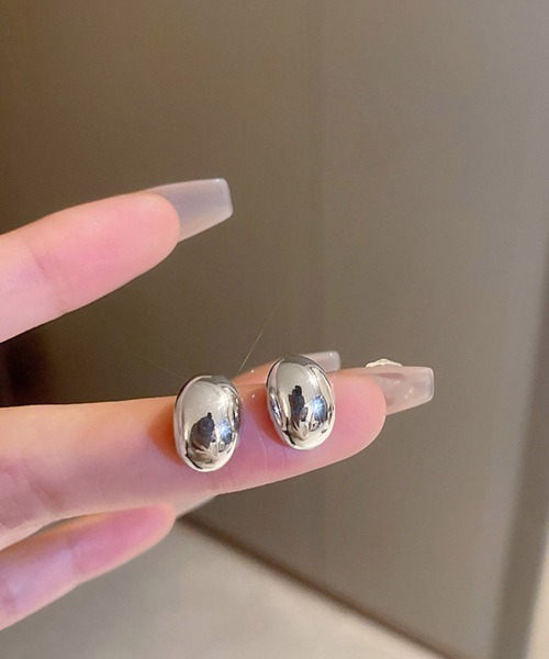 Miniministore(ミニミニストア)の「カシューナッツピアス ミニピアス(ピアス(両耳用)・レディース・シルバー/ゴールド・FREE)」の8枚目の写真