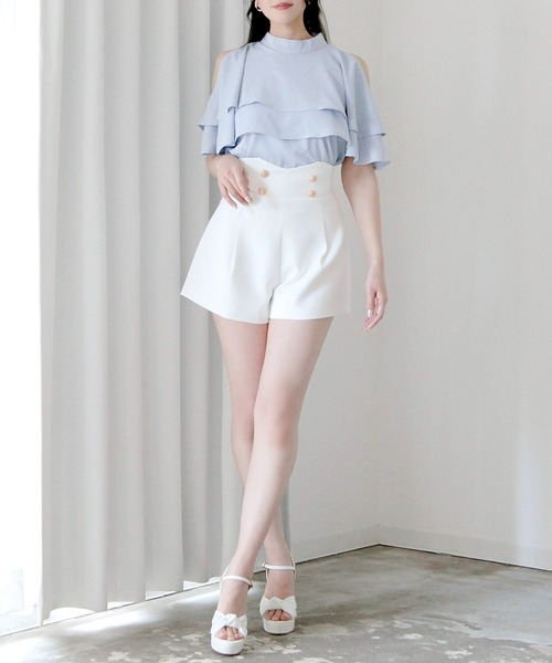 Julia Boutique（ジュリアブティック）の「ダブルボタンハイウエストショートパンツ/24048（その他パンツ・レディース・ブラック/ホワイト・ONE）」の3枚目の写真