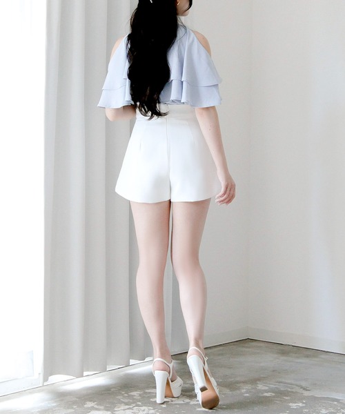 Julia Boutique（ジュリアブティック）の「ダブルボタンハイウエストショートパンツ/24048（その他パンツ・レディース・ブラック/ホワイト・ONE）」の4枚目の写真