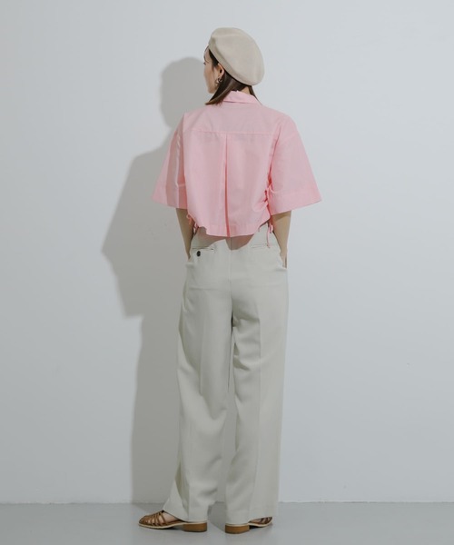 SENSE OF PLACE by URBAN RESEARCH(センスオブプレイスバイアーバンリサーチ)の「シャーリングクロップドシャツ(半袖)(シャツ/ブラウス・レディース・ブルー系その他/グレー系その他/ピンク系その他・ONE)」の11枚目の写真