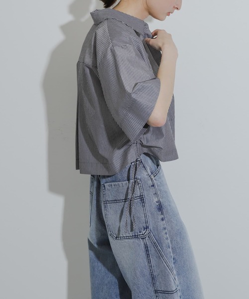 SENSE OF PLACE by URBAN RESEARCH（センスオブプレイスバイアーバンリサーチ）の「シャーリングクロップドシャツ(半袖)（シャツ/ブラウス・レディース・ブルー系その他/グレー系その他/ピンク系その他・ONE）」の15枚目の写真