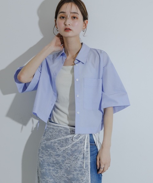 SENSE OF PLACE by URBAN RESEARCH（センスオブプレイスバイアーバンリサーチ）の「シャーリングクロップドシャツ(半袖)（シャツ/ブラウス・レディース・ブルー系その他/グレー系その他/ピンク系その他・ONE）」の21枚目の写真