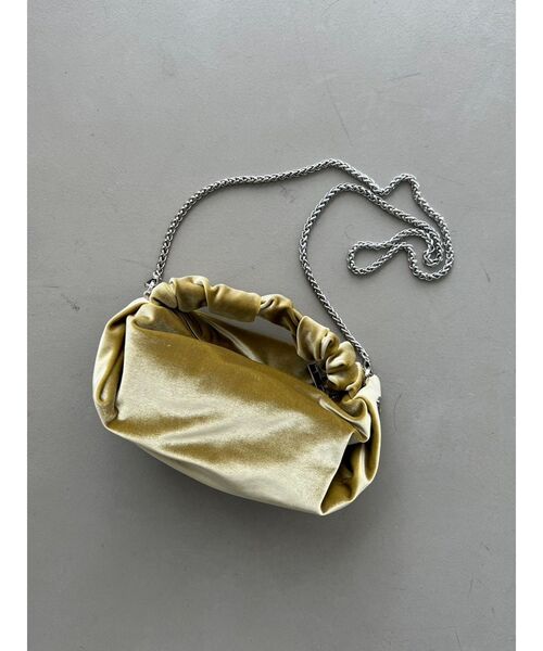 EMODA(エモダ)の「ギャザーハンドポーチバッグ(ハンドバッグ・レディース・カーキ/グレー/ブラック・FREE)」の7枚目の写真